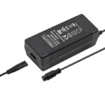 Chargeur 60v (sortie 67,2v) connecteur 2A GX16