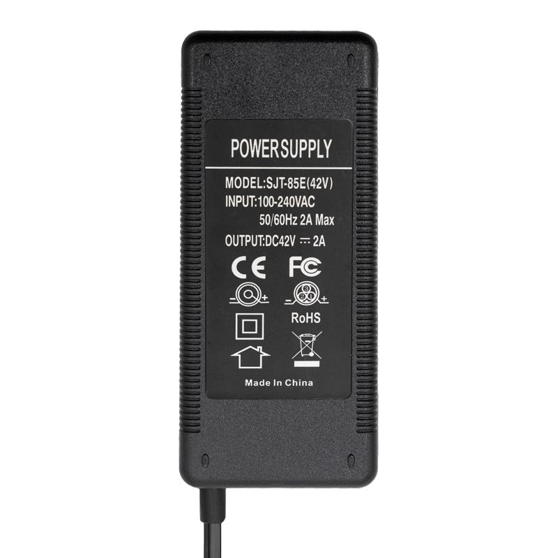 14228-1 Chargeur 36v (sortie 42v) 2A connecteur XLR - Chargeur 48v (sortie 54,6v) 2A connecteur XLR – Image 1