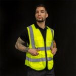 Gilet réfléchissant avec poches – Image 3
