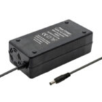 Chargeur 41,96V 3,17A – Image 3